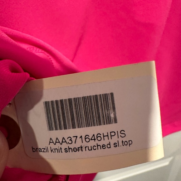 Kim & Co. Brazil Knit Short Ruched Sleeve Top - Picture 7 of 10